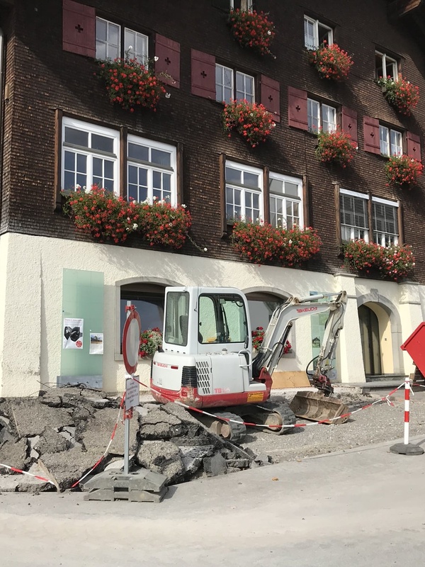 Im Außenbereich soll eine Gastroterrasse das Zentrum von Fontanella beleben.