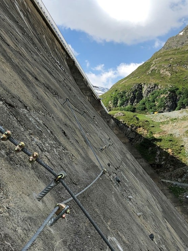 Der neue Kletterpark am Silvrettasee ist das erste umgesetzte Angebot, das im Rahmen des Entwicklungsmasterplans Bielerhöhe angedacht wurde. Foto: Golm Silvretta Lünersee Tourismus GmbH Bregenz