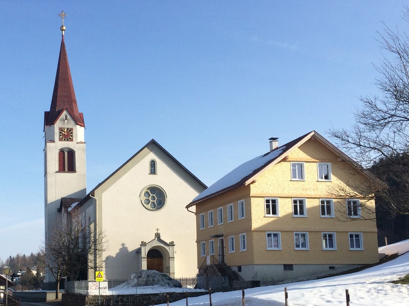 Um die laufende Sanierung des Pfarrhauses zu unterstützen, können Interessierte für "Bausteine" spenden. Foto: Gerhard Violand