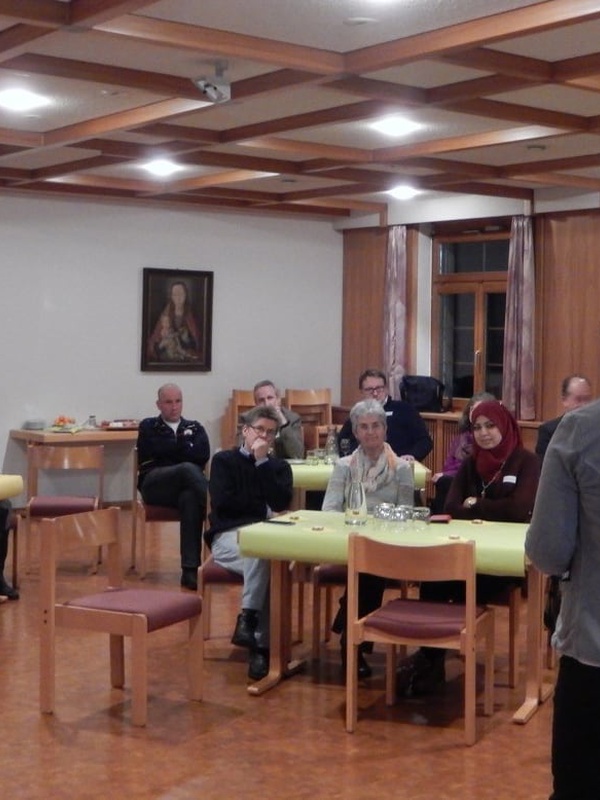 Durch das Projekt konnten sich Fachinstitutionen aus den Bereichen Pflege und Gesundheit aus dem Leiblachtal und dem Allgäu miteinander austauschen und vernetzen.